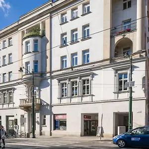 Modern In The Very Location 20 Apartment