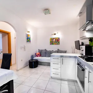 Happy In Center 10 Min Walk From Bacvice , Split Croatia